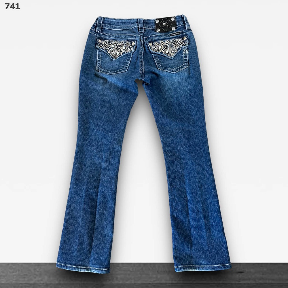 741 Miss Me Low Rise Bootcut Jeans 28 Reg Bling embellishments flap pockets